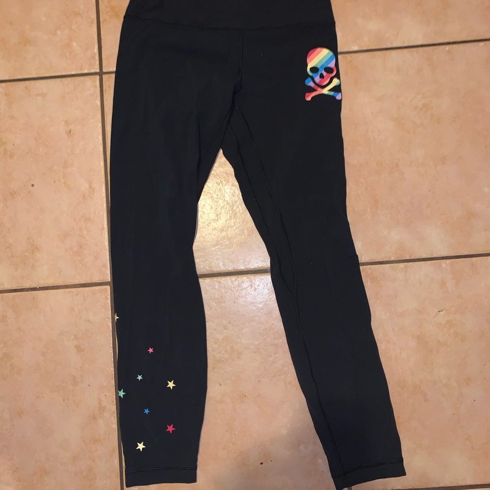 SoulCycle women’s leggings rainbow